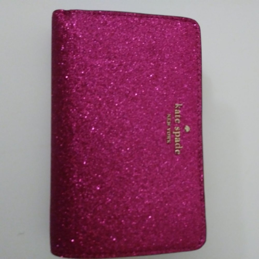 Kate Spade Medium Bi-fold Lola Glitter Wallet - Picture 3 of 16